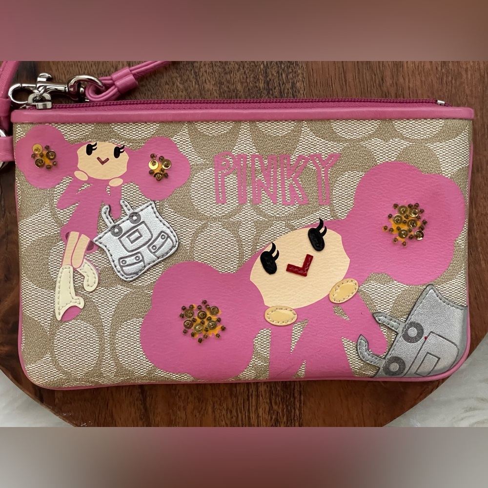 COACH Poppy Chan PINKY Signature Tan Coated Canvas Wristlet - Picture 2 of 7